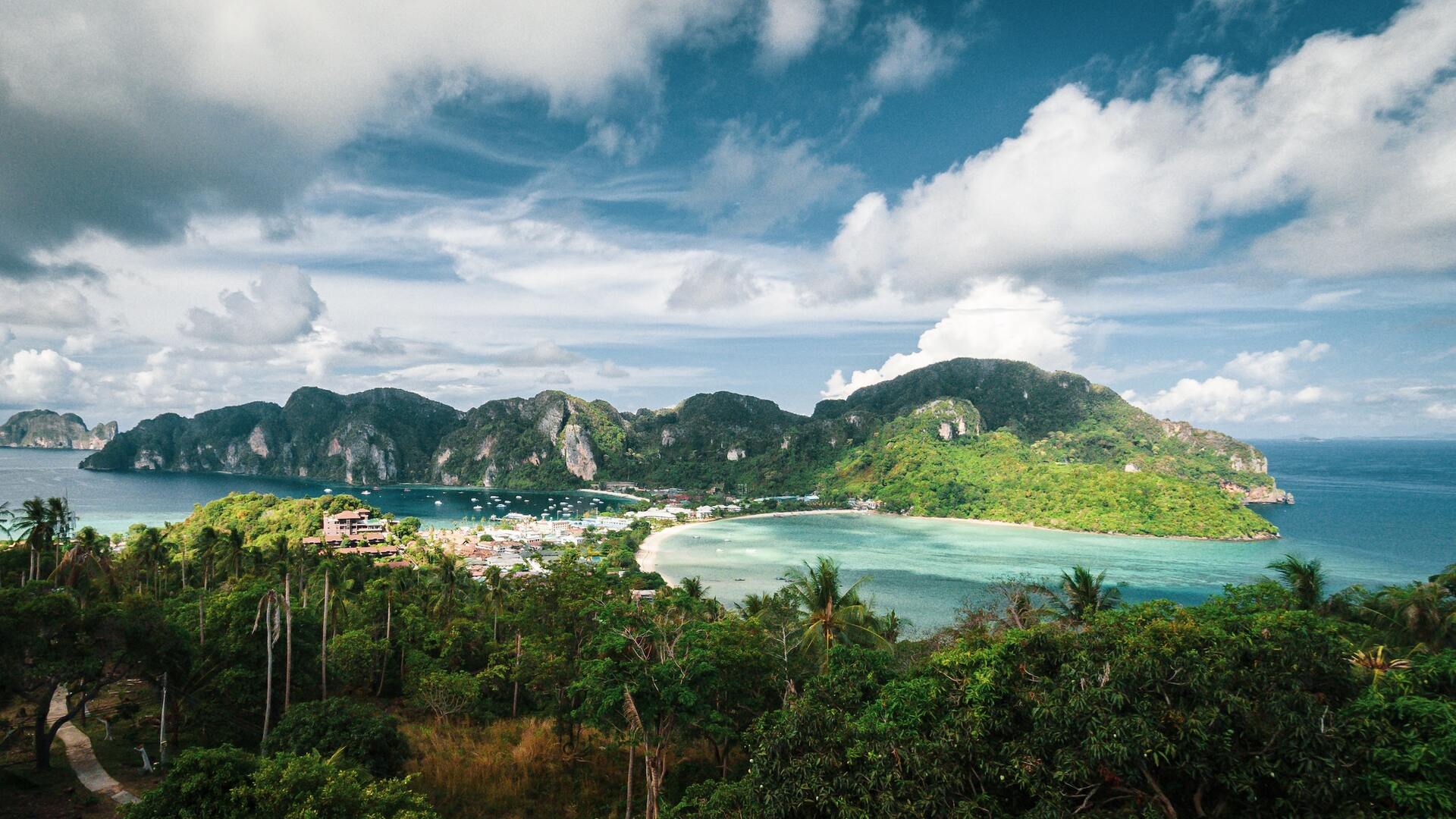 И хлеб, и зрелище: 5 мест с шикарными видами