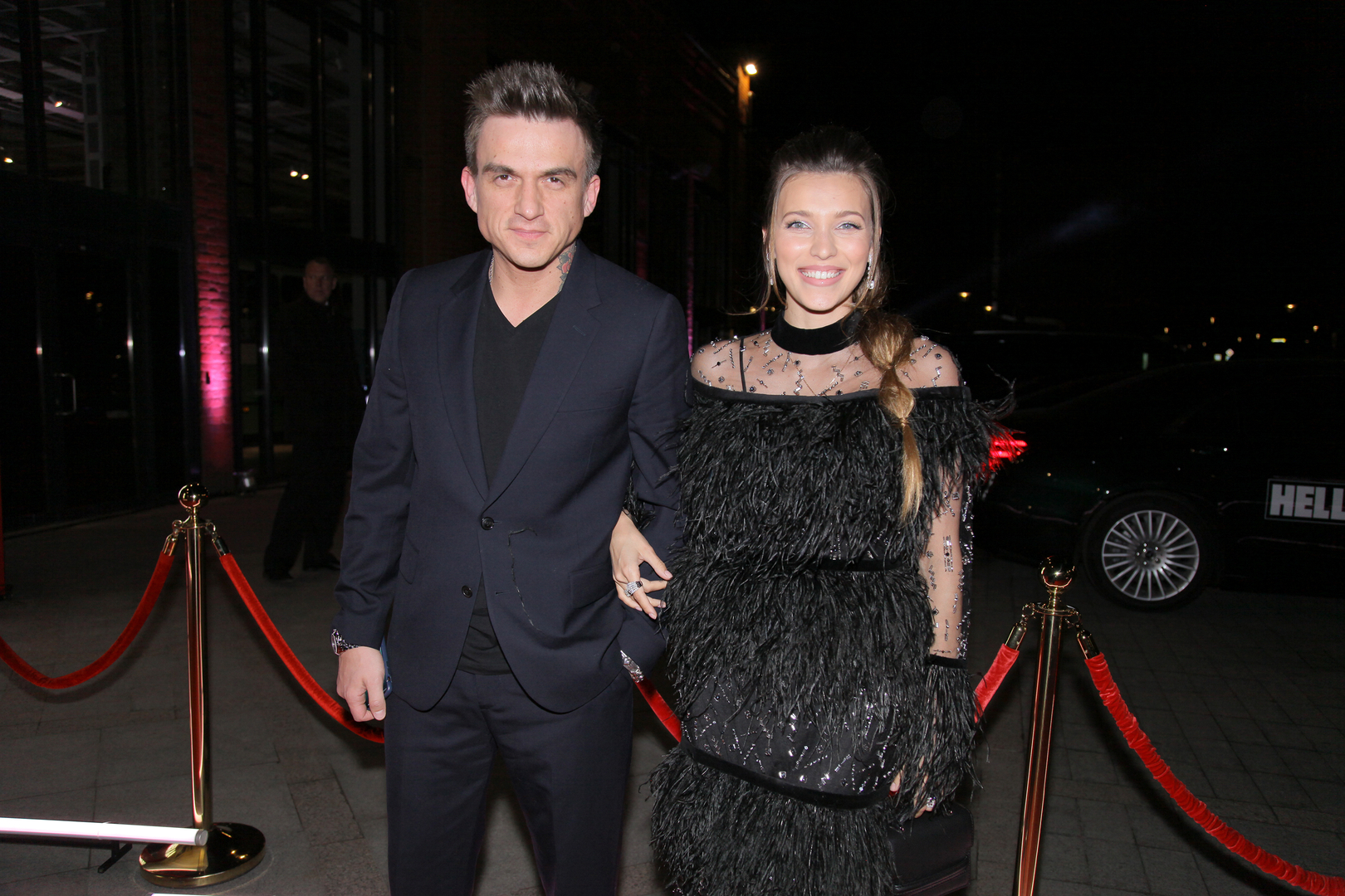 32-������ ������ ��������� ���������� ���� �� ������ � �������� � ������� �����