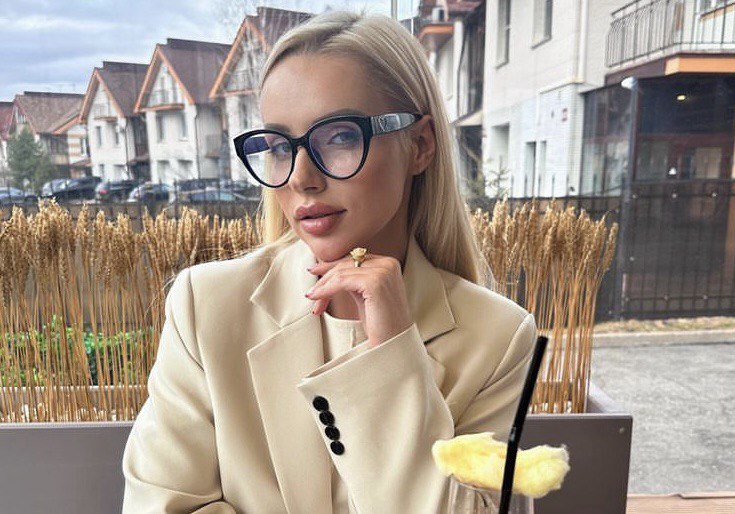 «Миссис Россия» Наталья Оскар разводится с мужем, угрожающим отобрать у нее дочь