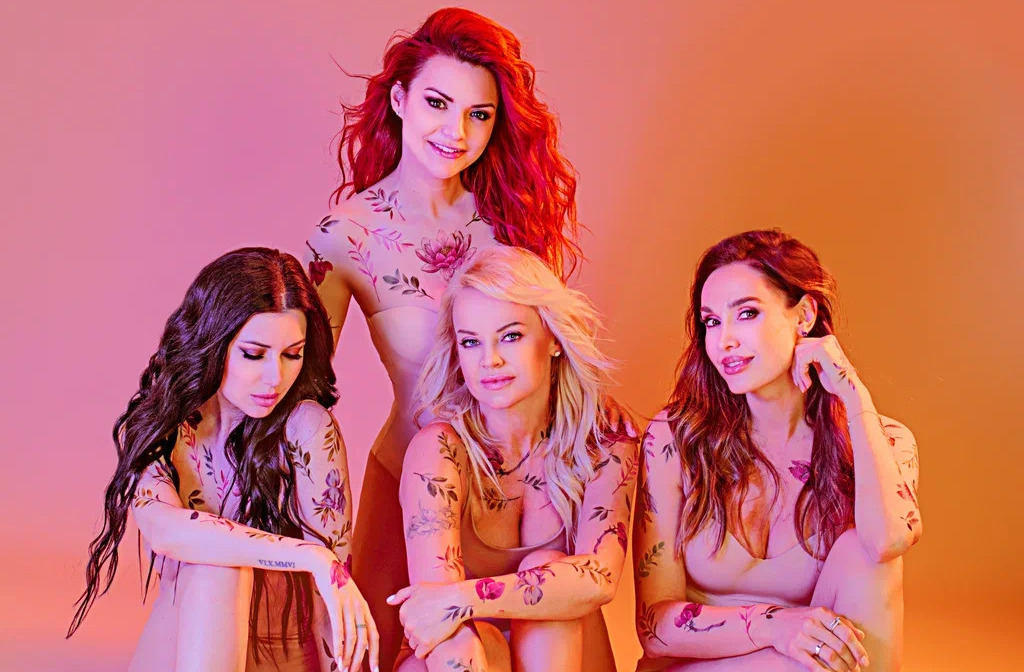 Солистки «Тутси» рассказали об общем чате с участниками «Фабрики звезд-3»