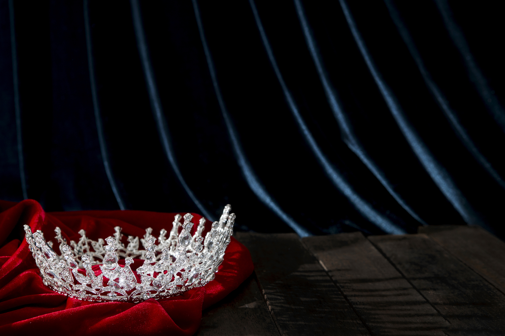 Пережившая ампутацию стопы россиянка завоевала титул «Миссис Планета»