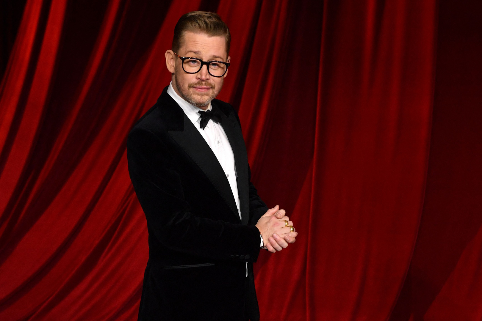 Маколей Калкин и его невеста Бренда Сонг заявили, что умело скрывают свою жизнь