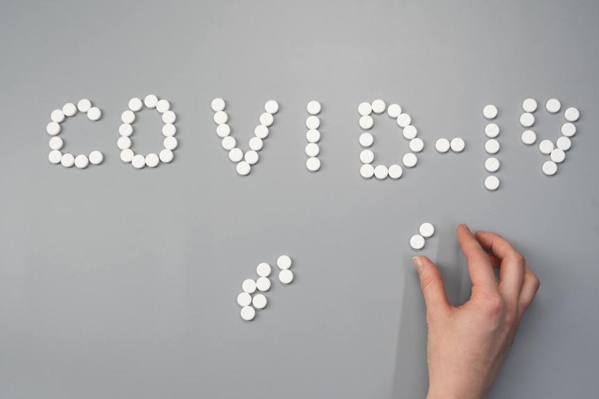 От ухудшения зрения до атаки на почки: врач перечислила негативные последствия COVID