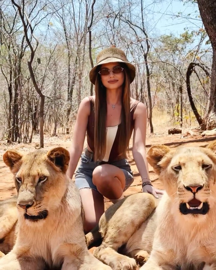 Лиана Шульгина путешествует по Африке