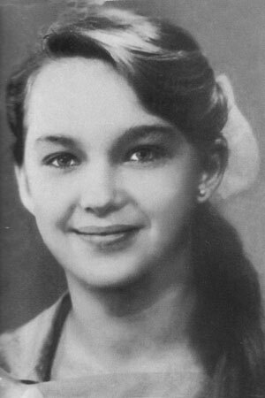 Юная Наталья Гвоздикова