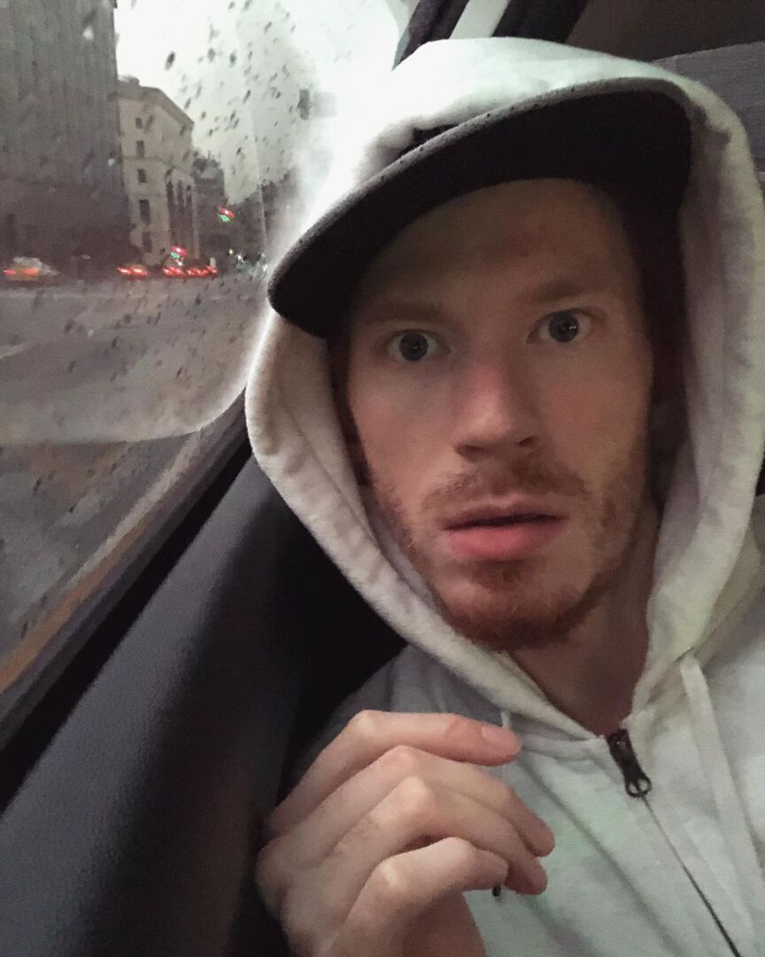 Никита Пресняков в автомобиле