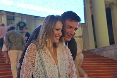 Максим Виторган и Ксения Собчак на 28-м фестивале "Кинотавр"