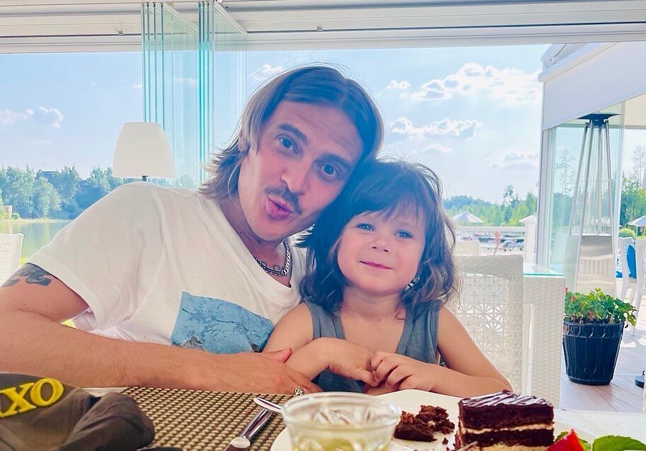 Илья Прусикин с сыном