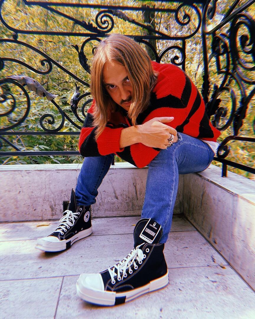 Илья Прусикин в кедах