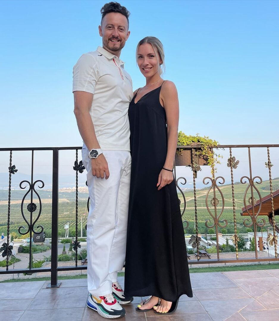 Стас Ярушин с женой Аленой