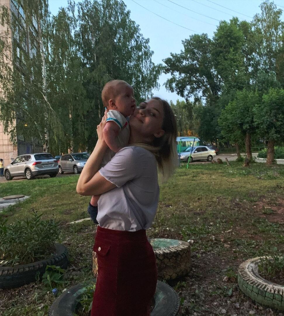 Инстаграм участниц мама в 16