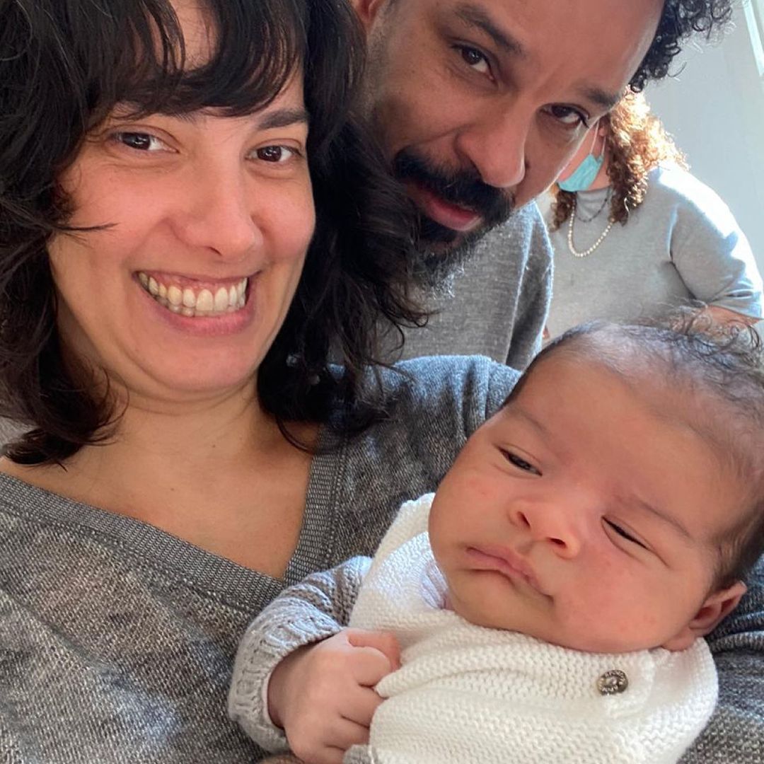 Дочь Элианы Джардини с мужем и новорожденным сыном Хоакимом