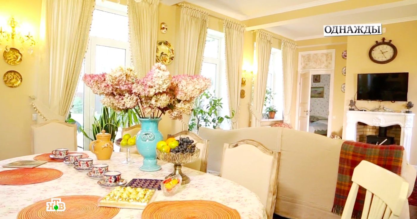 Гостиная в доме Анны Якуниной