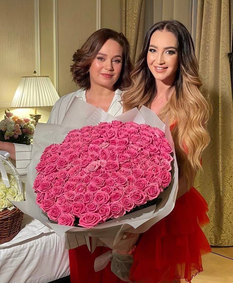 Ольга Бузова с матерью