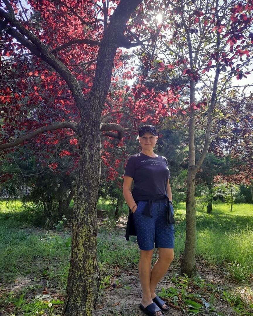 Маргарита Суханкина в саду