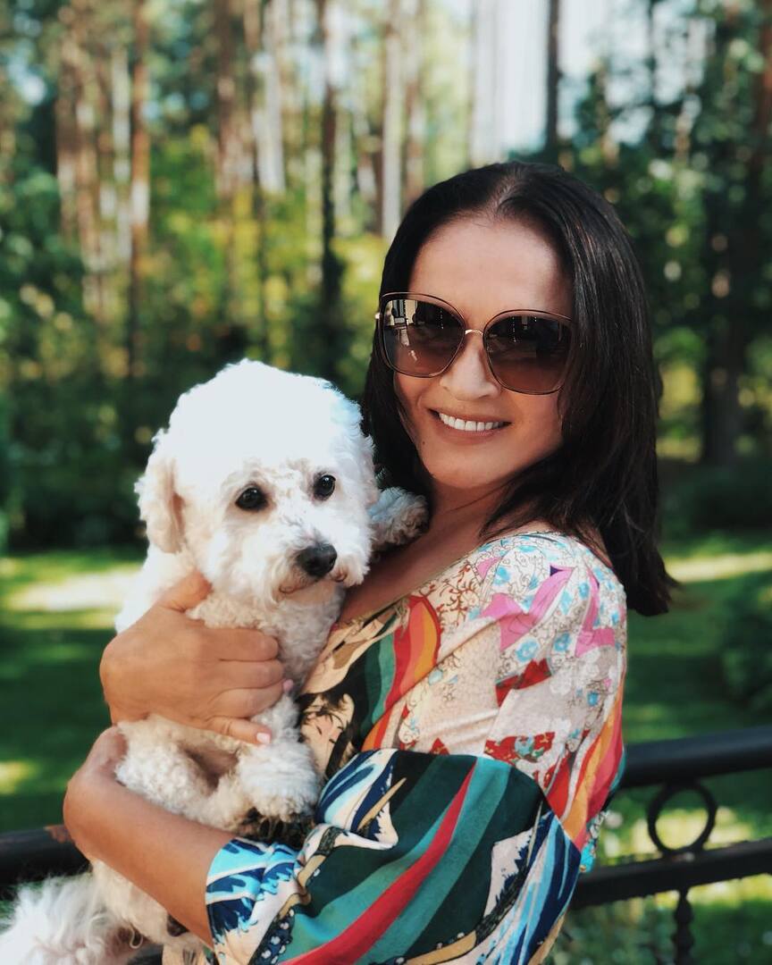 София Ротару с питомцем