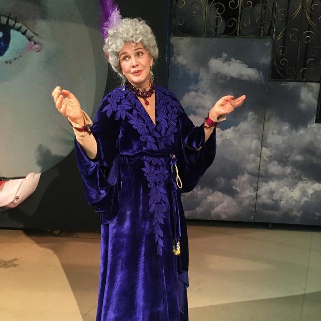 Елена Проклова в образе перед спектаклем