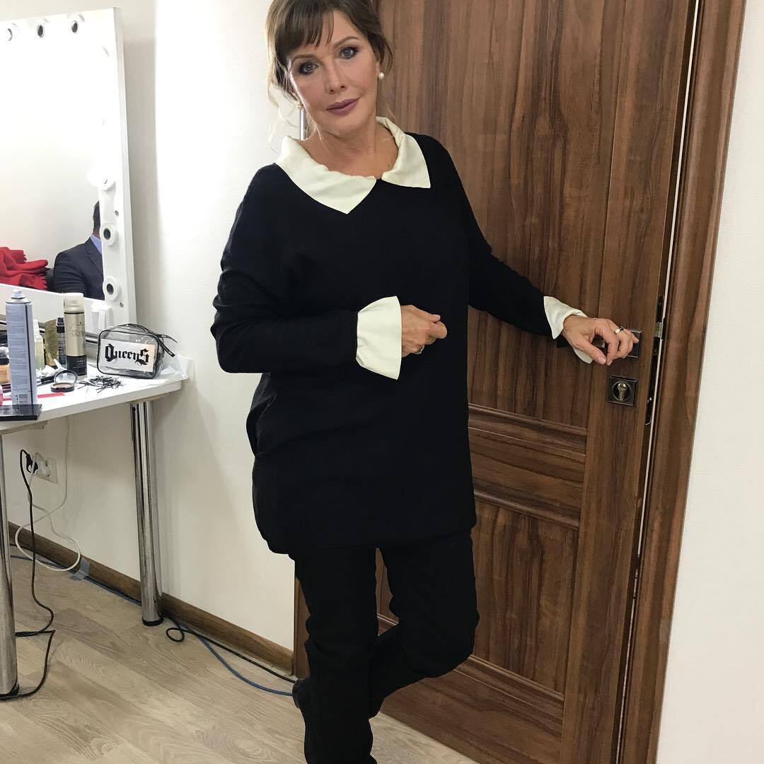 Елена Проклова в гримерке