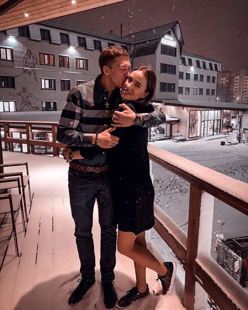 Дмитрий Соловьев со своей возлюбленной Анной Сидоровой