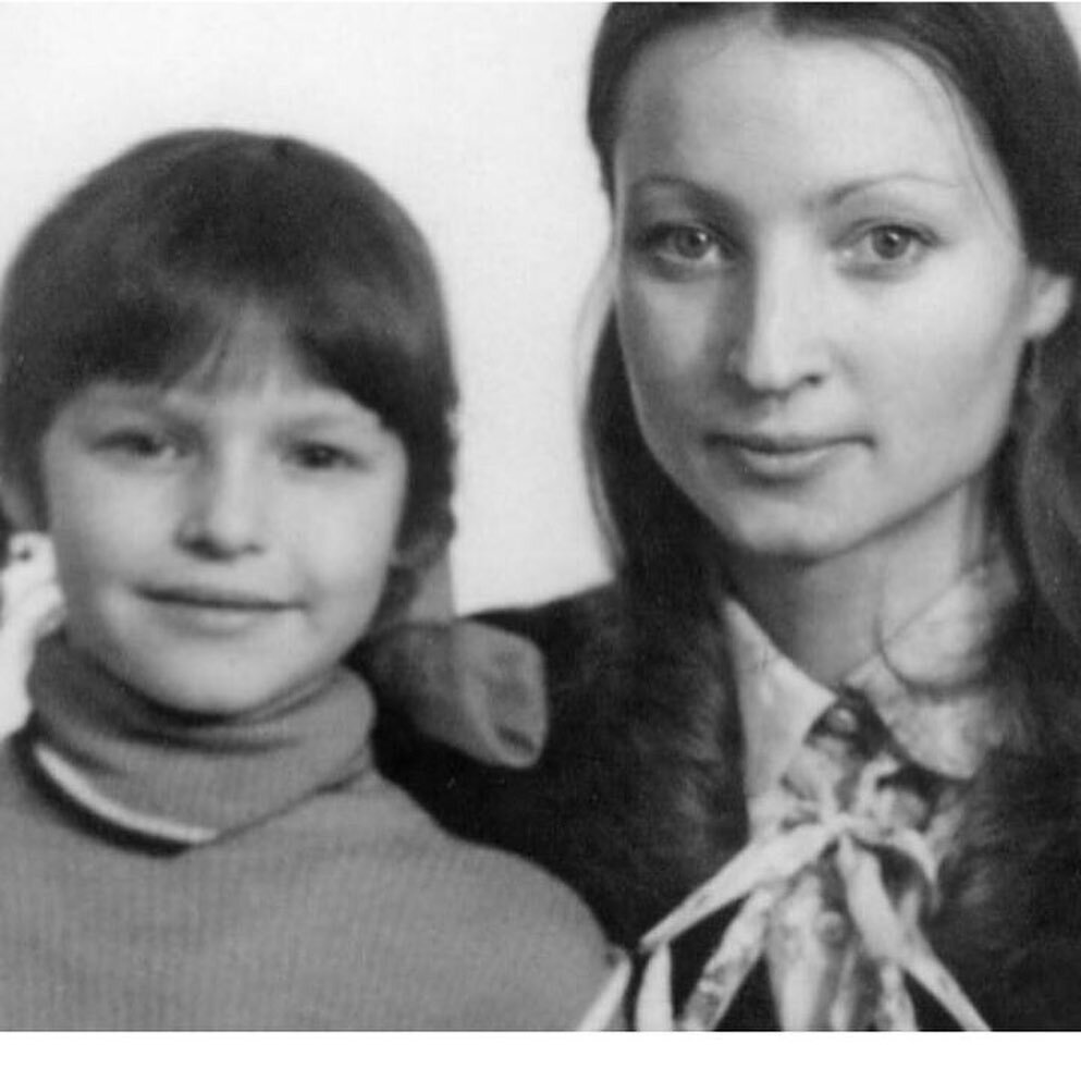 Анастасия Волочкова с мамой, архивное фото
