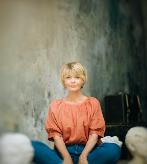 Юлия Меньшова