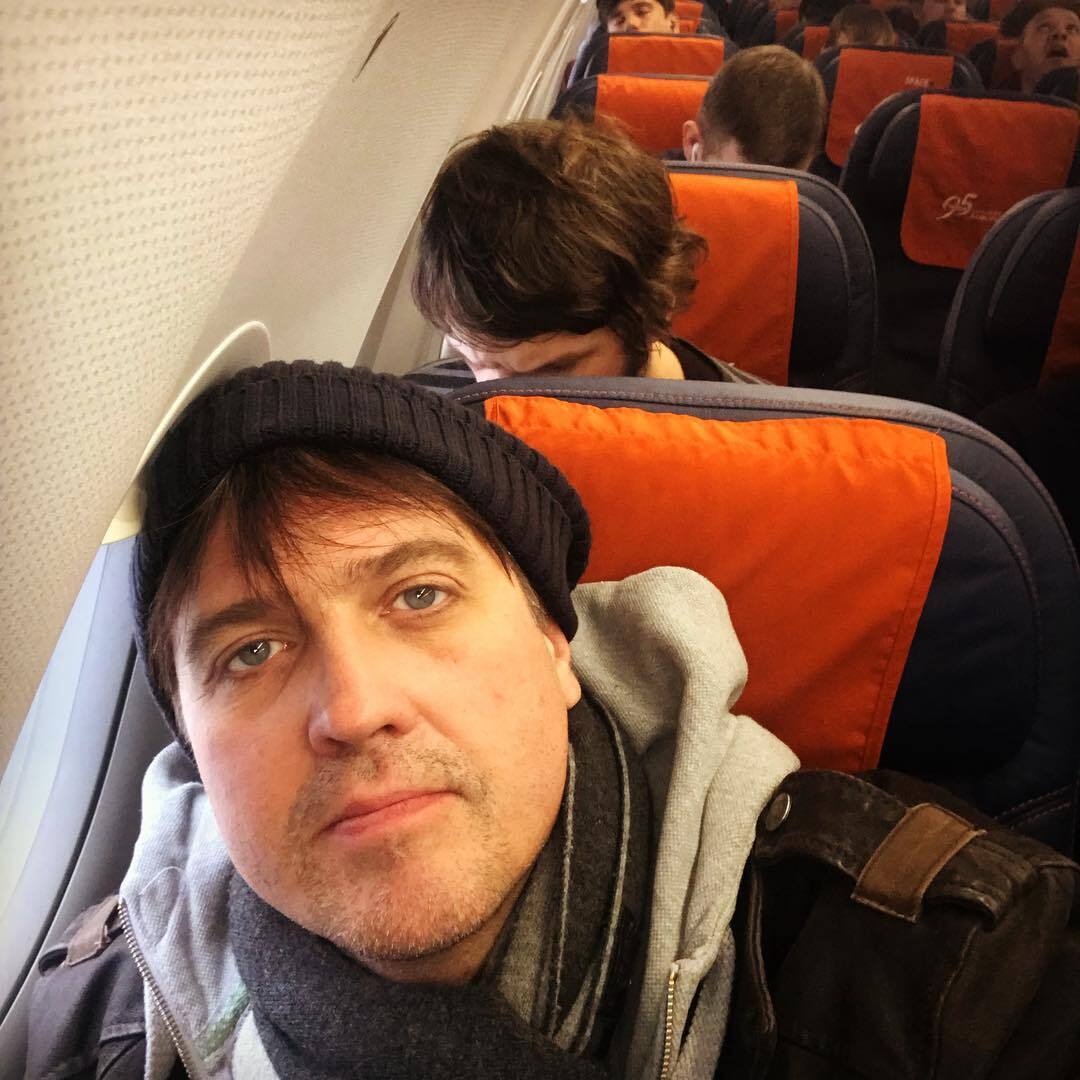 Денис Матросов в самолете
