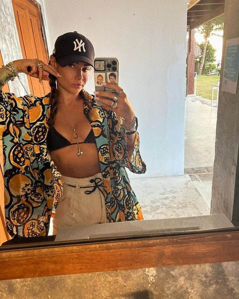 Айза Анохина