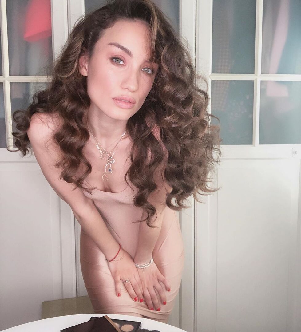 Виктория Дайнеко не показывает дочь никому