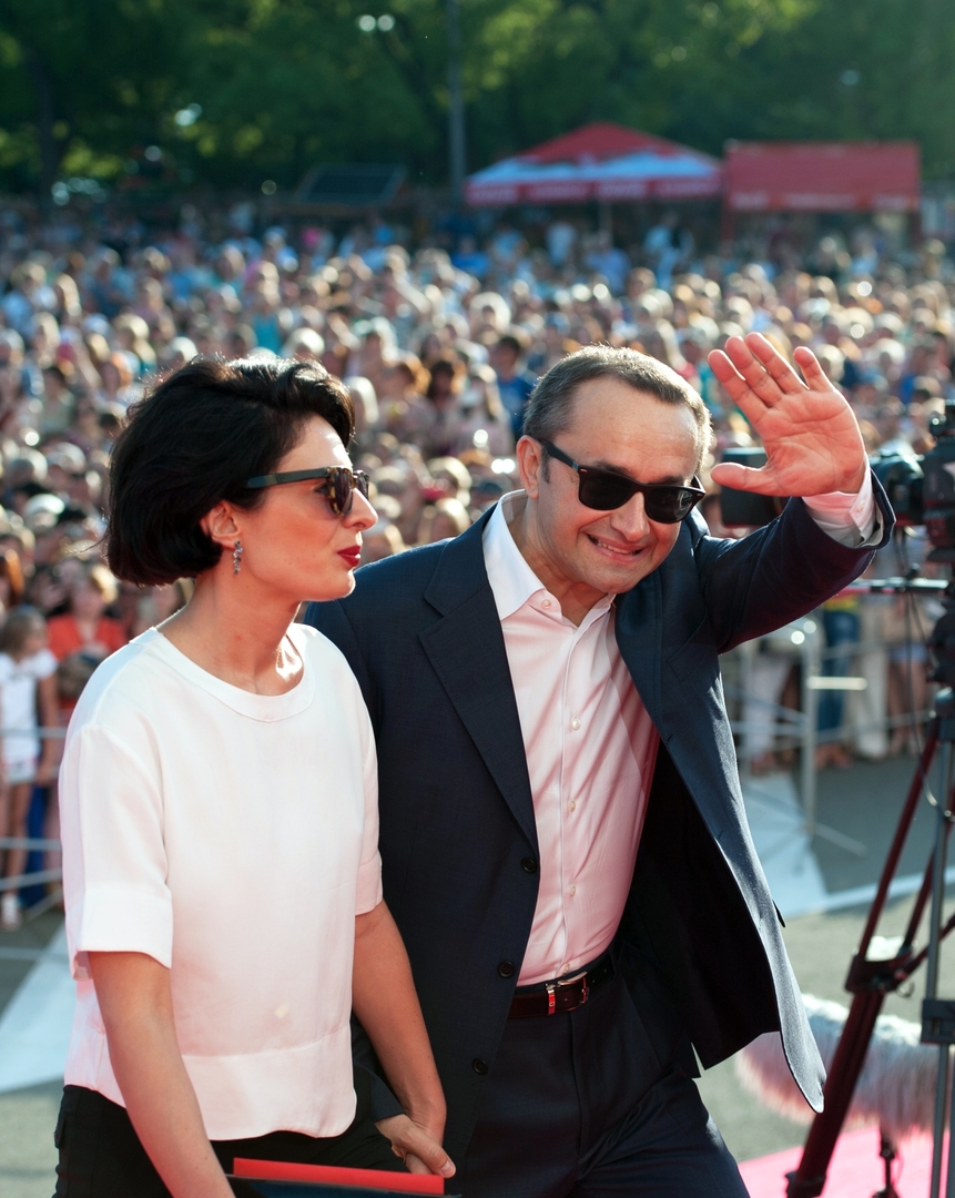 Андрей Звягинцев с женой на «Кинотавре»