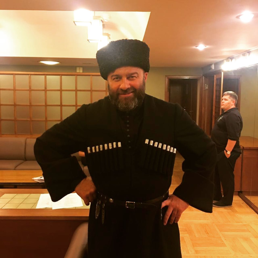 Михаил Пореченков в театре