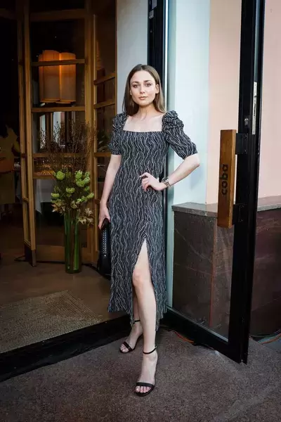 Ингрид Олеринская в летнем платье