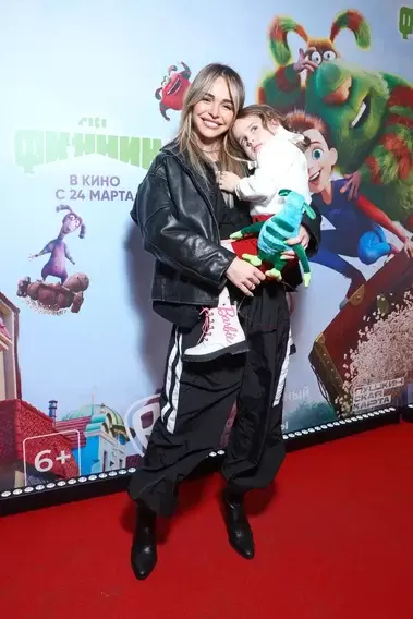 Анна Хилькевич с дочкой