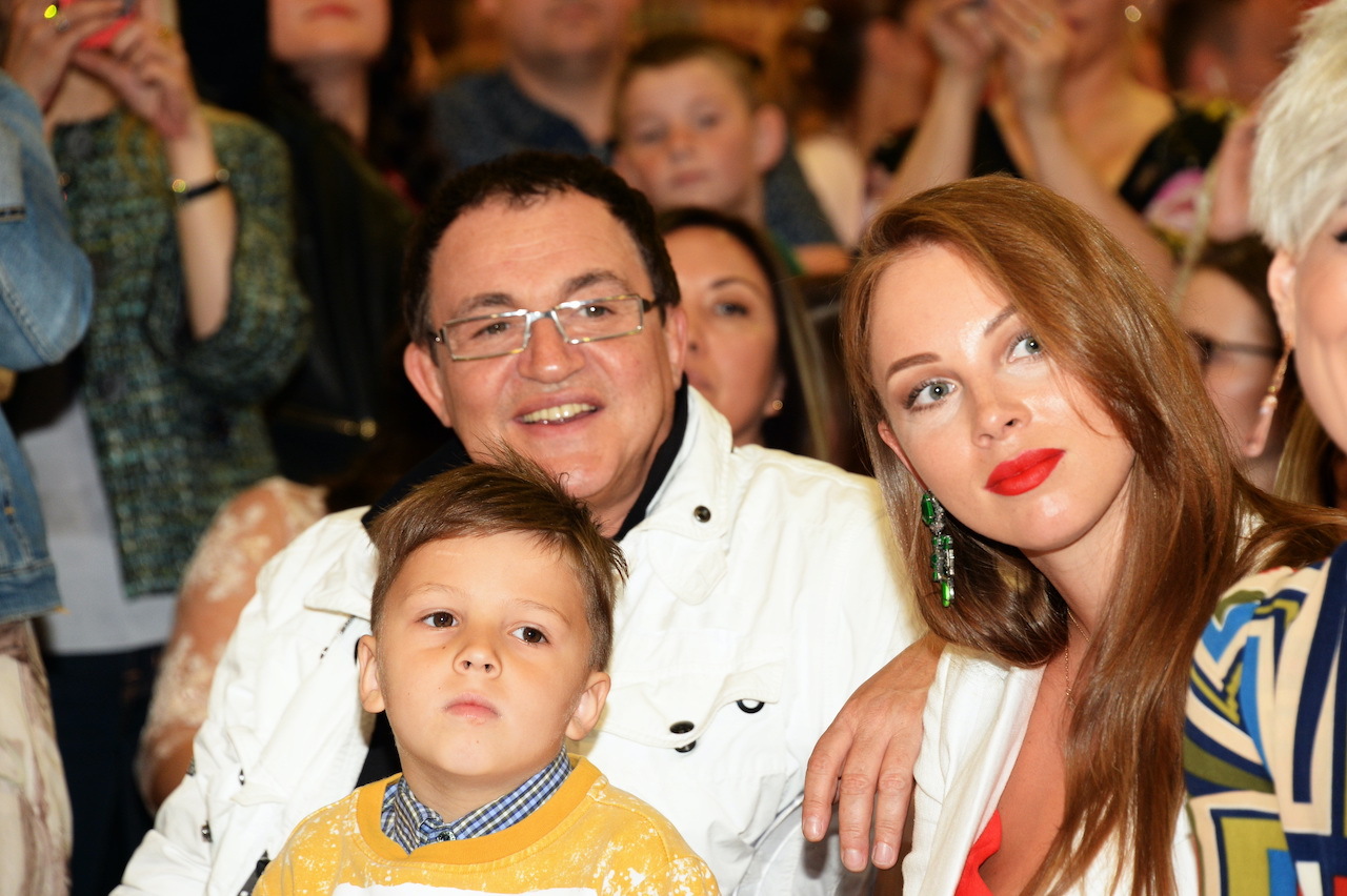 Дмитрий и Полина Дибровы с сыном