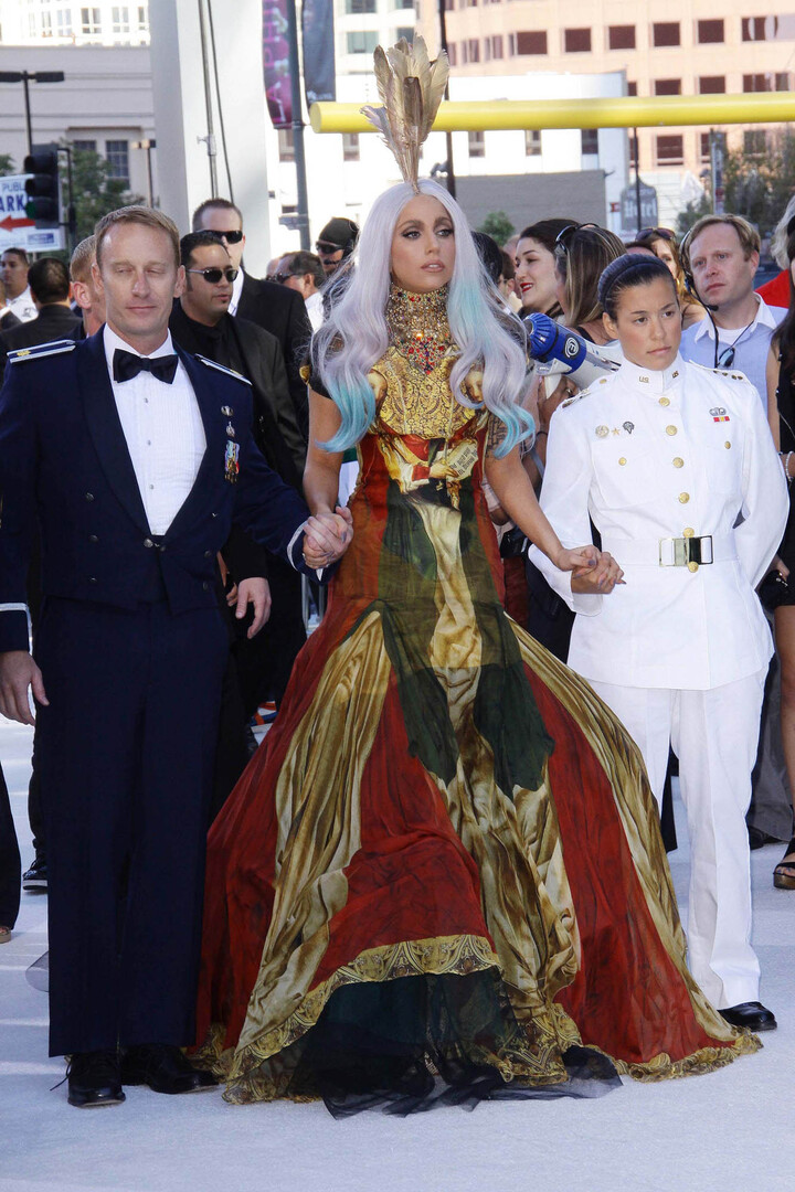 Певица на MTV Music Awards в 2010 году