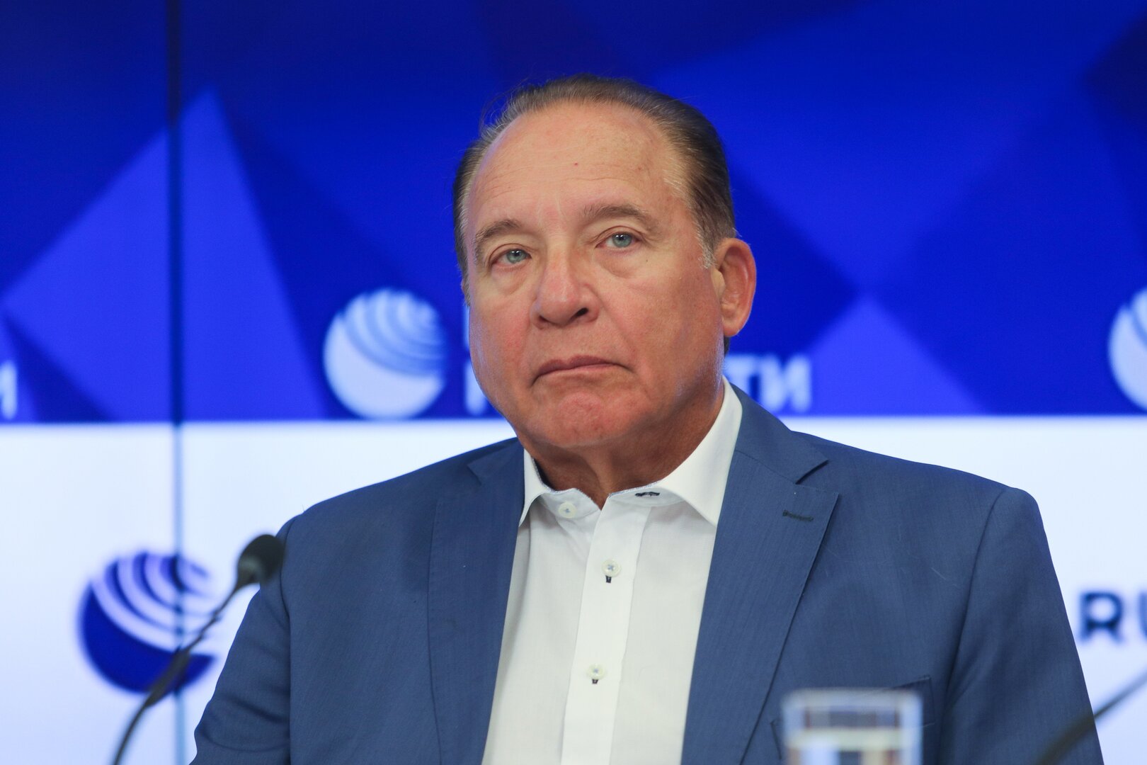 Максим Дунаевский