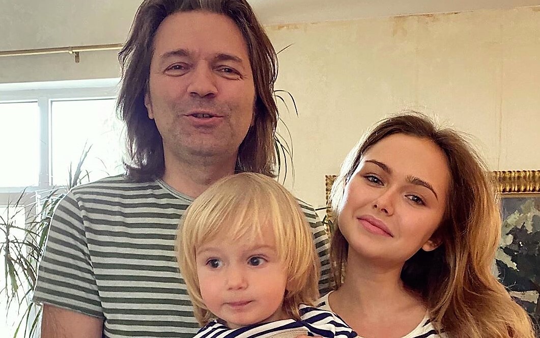 Дмитрий Маликов с дочерью Стефанией и сыном Марком