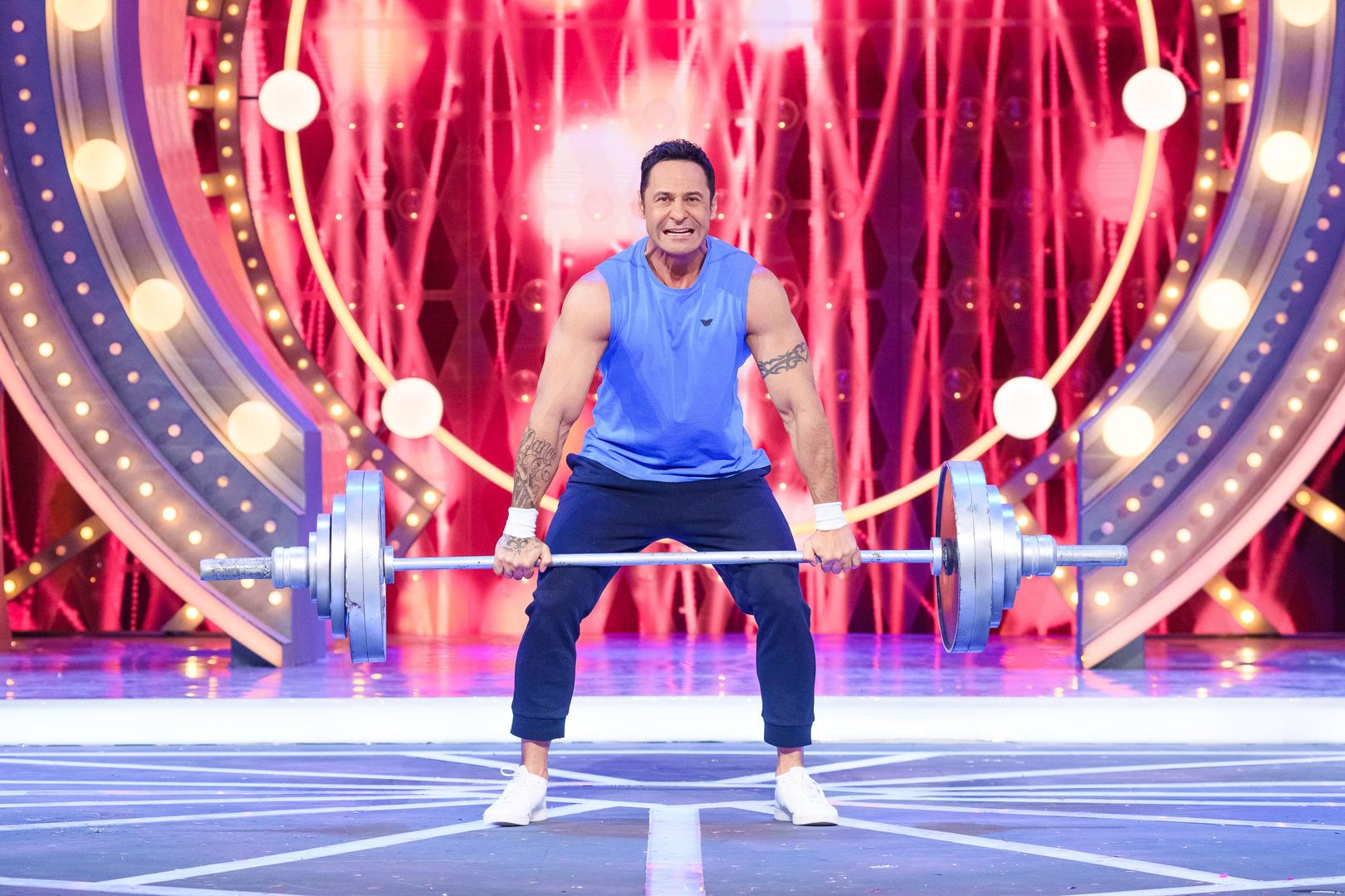 костюшкин песня про новый год