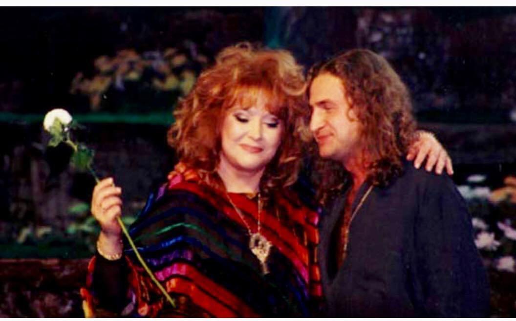 Вас надо беречь»: Агутин высказался о самочувствии Пугачевой, которая не  выступит в его шоу из-за болезни - Страсти