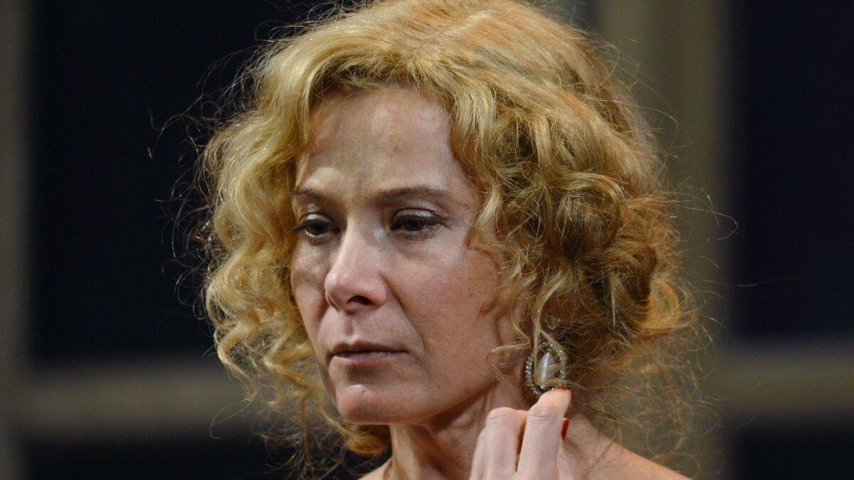 &laquo;Лицо как у мумии&raquo;: Юлия Высоцкая опубликовала рискованное фото