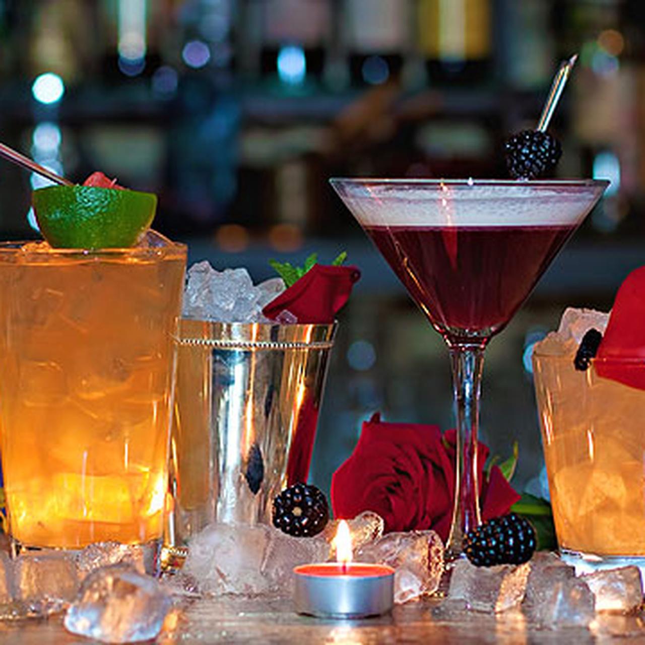 Коктейль на День Валентина: мартини с клубникой – простой и романтичный рецепт
