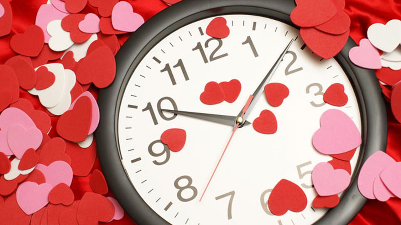 Обожаю часы. Часы любви. Время часа любовь. Часовые любви.