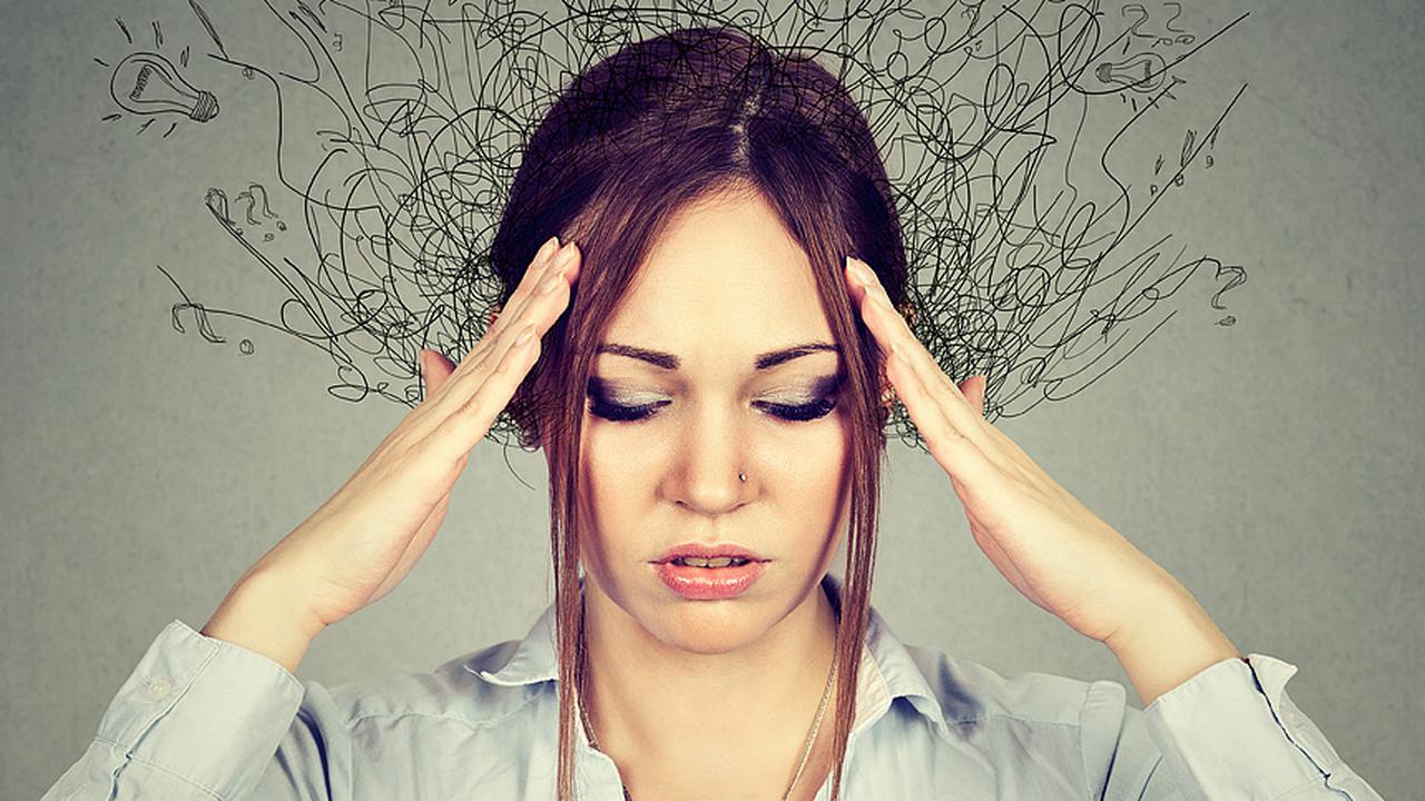 Манипуляция эмоциями. Борьба со страхом. Женщина убеждает мужчину. Интересные люди. Сдержать желание.