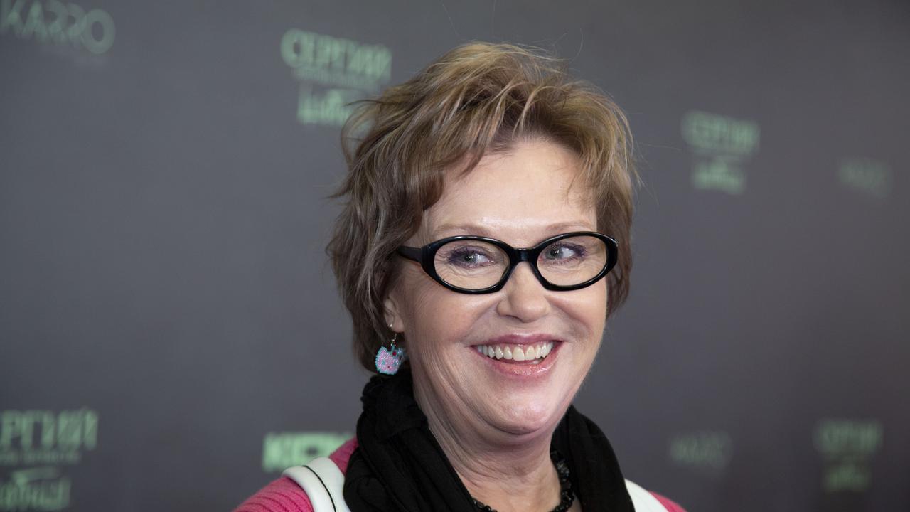 СМИ выяснили, как сейчас живет актриса из фильма «Интердевочка» Ирина ...