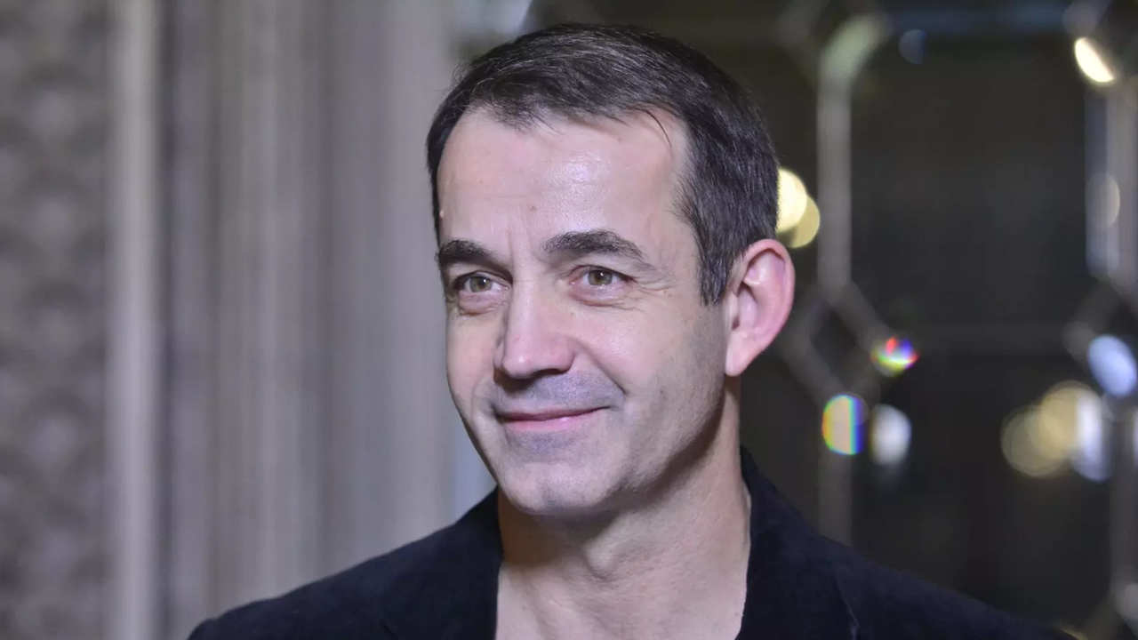 Дмитрий гудочкин актер. Дмитрий алексеевич исаев. Рост актера дмитрия. Дмитрий дюжев актер. Дмитрий лавров фото.