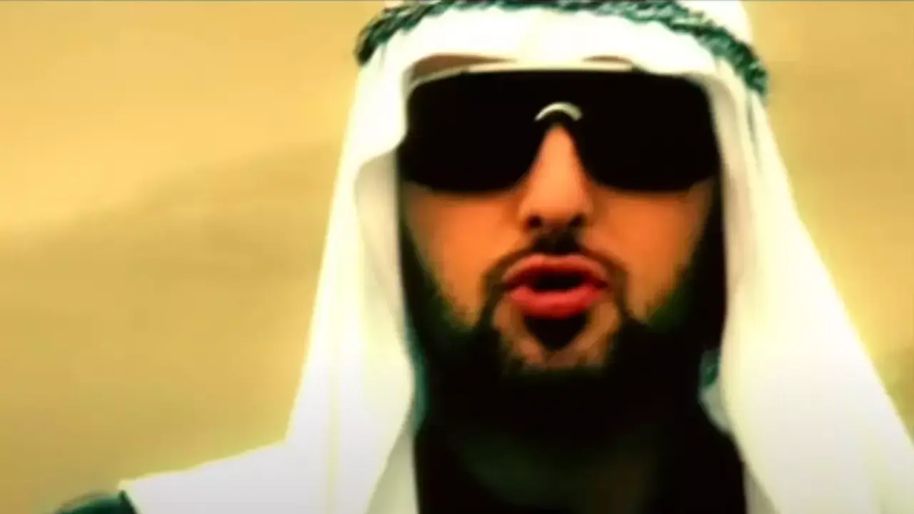 Mr credo. Мистер кредо чудная долина. Мистер кредо найдите музыку. Mr credo шоколад. Мистер кредо.