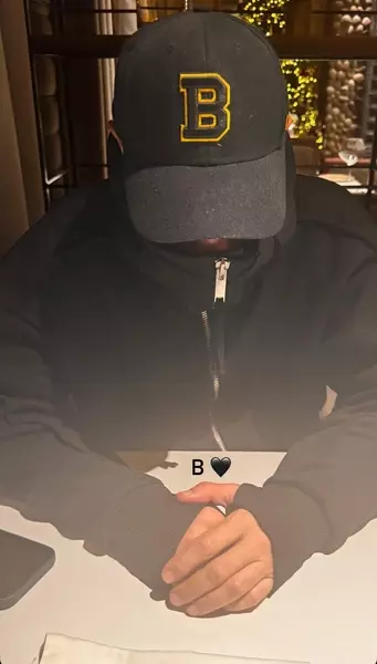 Подсказала имя: Вера Брежнева впервые опубликовала фото нового бойфренда