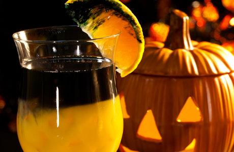 10 коктейлей для вечеринки на Хэллоуин