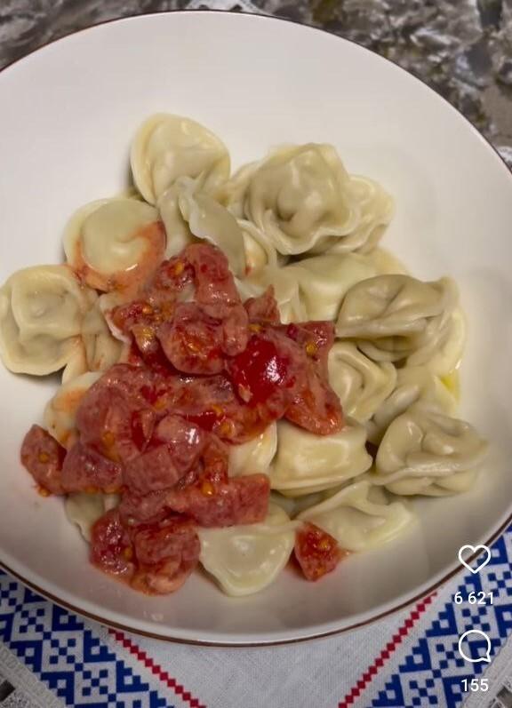 Лариса Гузеева назвала соус гораздо лучше и полезнее кетчупа