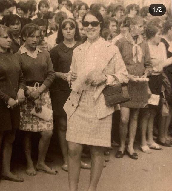 «Силиконовая кукла»: Надежда Бабкина перекроила себя к пенсии до неузнаваемости