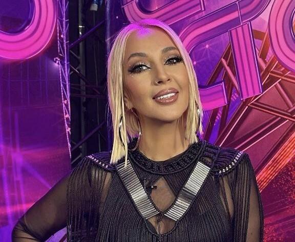 «Я страшная, когда без мейка»: Лера Кудрявцева очень критично отнеслась к своему внешнему виду